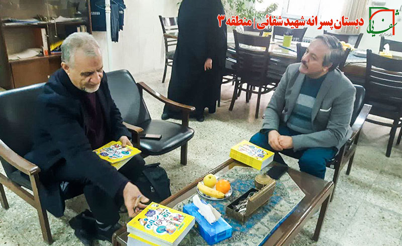 علیرضا خاقانی