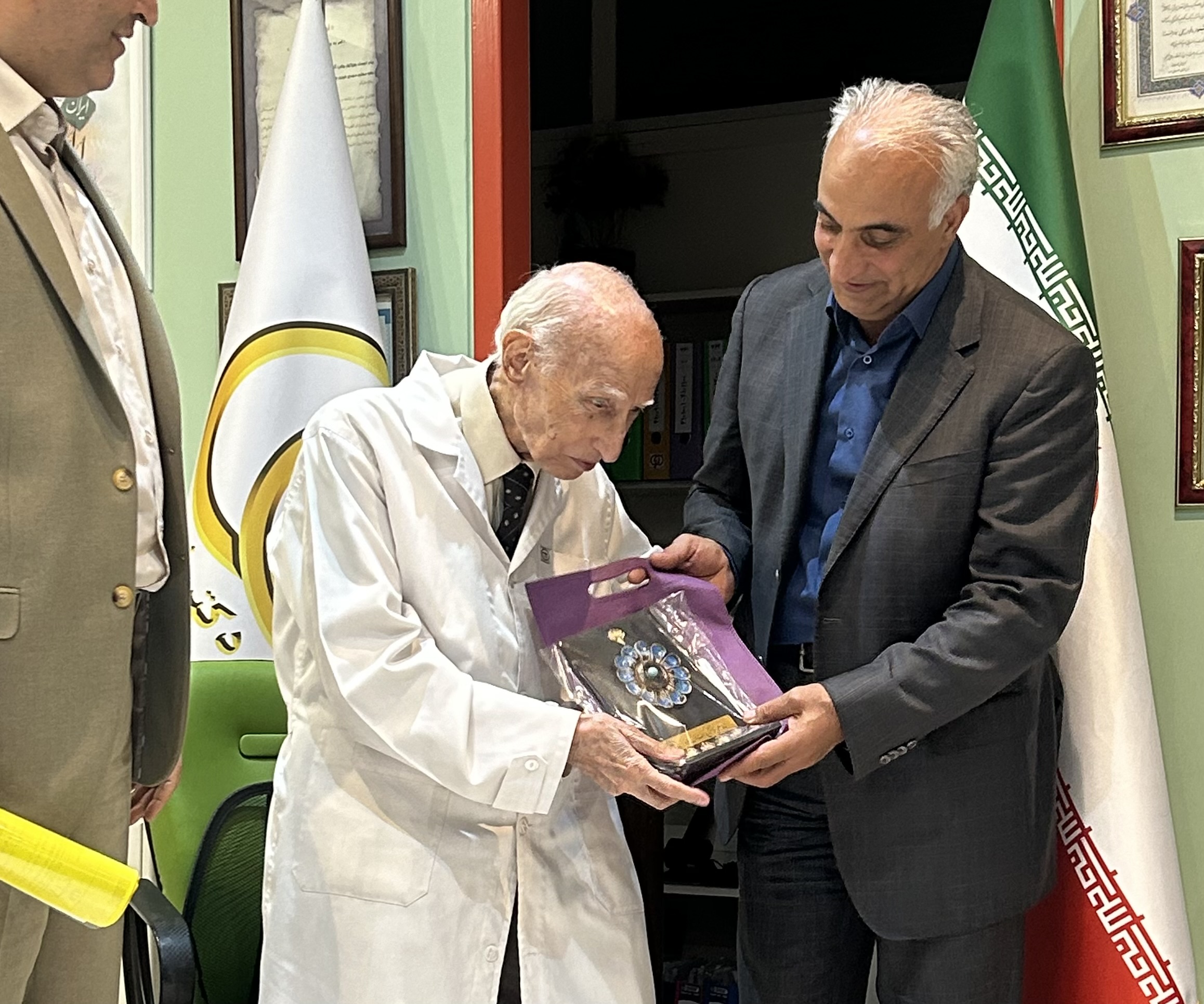 رضا شوقی مدیرعامل هلدینگ آریا