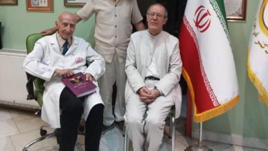 پروفسور داریوش فرهود و دکتر نادر کریمیان